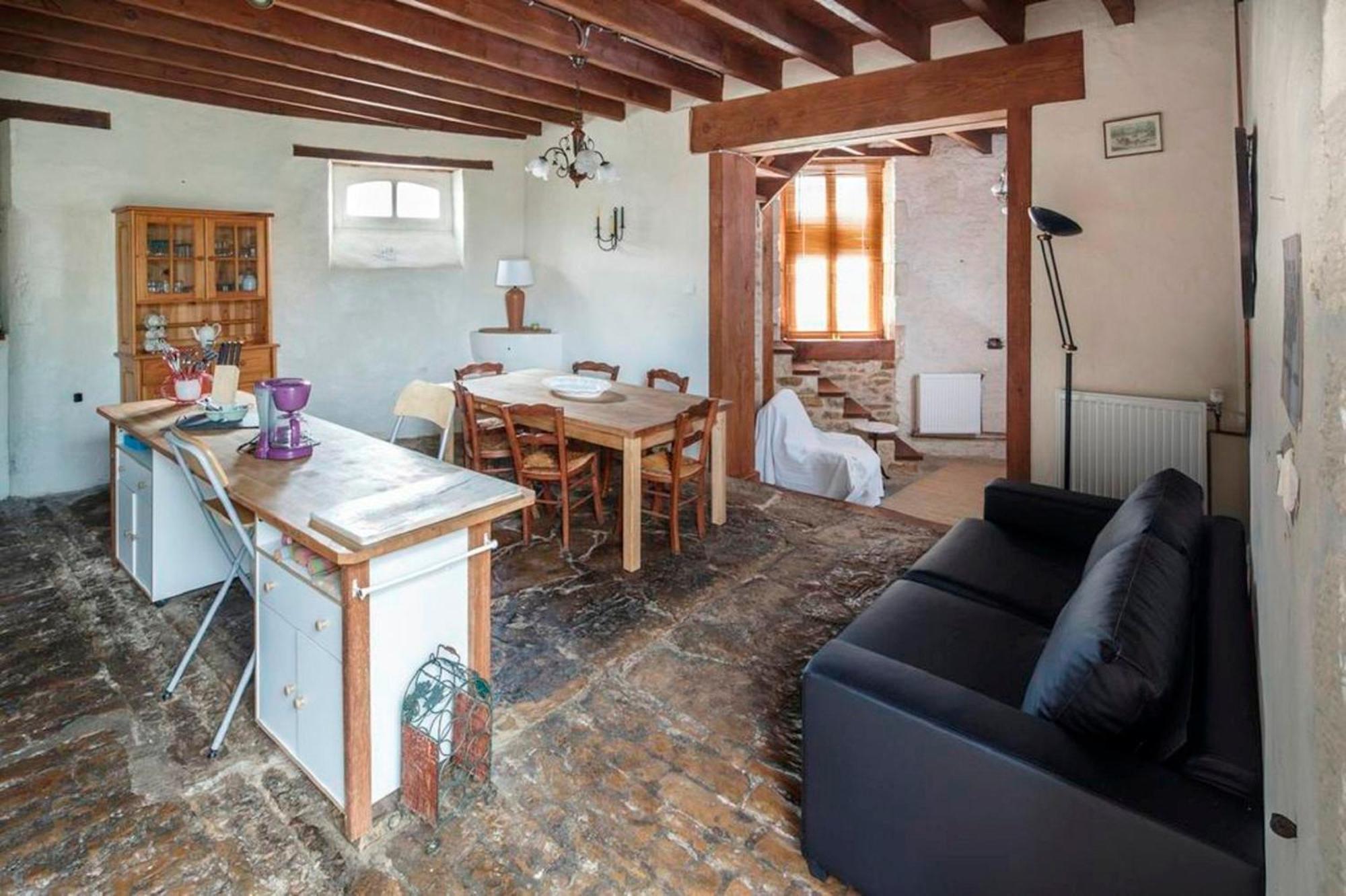 Holiday Home La Brijopa Bazoges-en-Pareds Pokoj fotografie