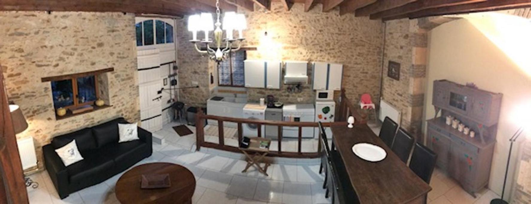 Holiday Home La Brijopa Bazoges-en-Pareds Exteriér fotografie
